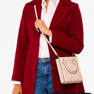 Cream Crossbody Bag for Everyday Use